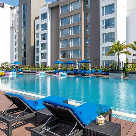 Novotel Yangon Max